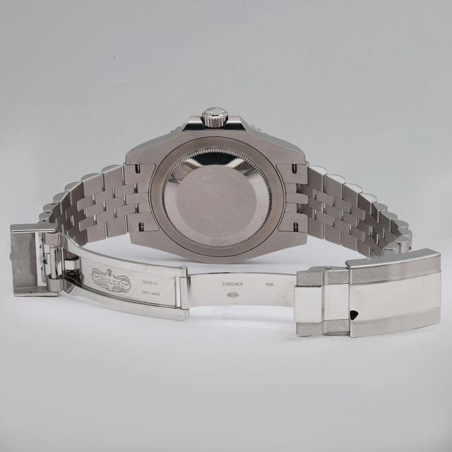 Rolex GMT Master II 126710 BLNR Image 4